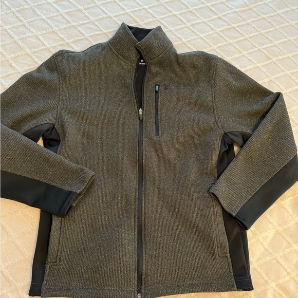 IZOD Performance Softshell Jacket Mens Medium Black Zip Up Coat Long Sleeve - Picture 1 of 7